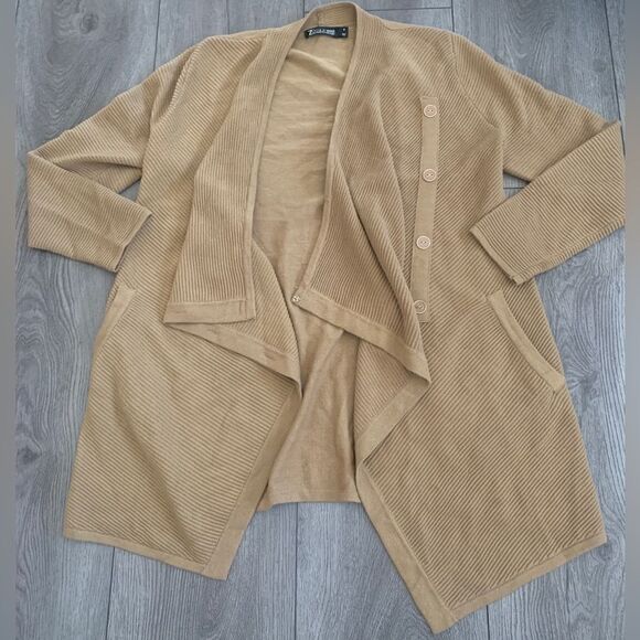 New York and company 7th ave design cardigan very beautiful and light - Picture 1 of 3